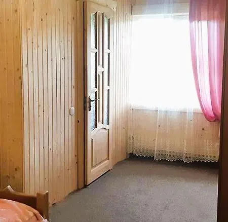Appartement топірець