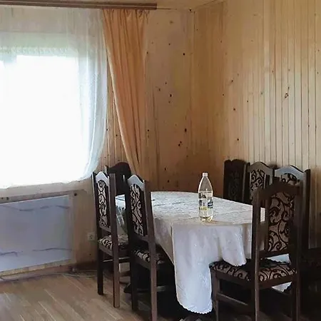 Appartement топірець *
