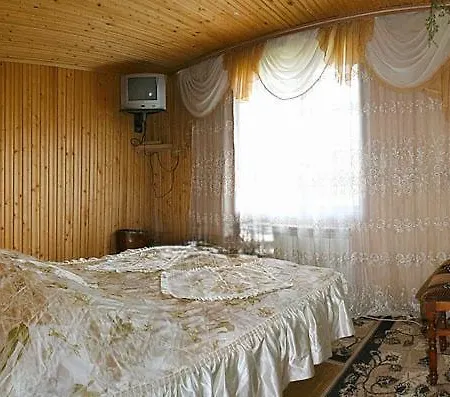 топірець *